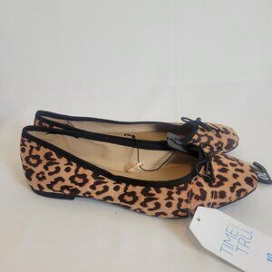 Time and Tru Women's size 10 String Bow Ballet Flats Color Leopard NWT Shoes
